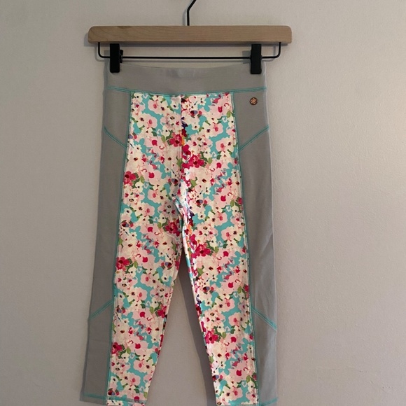 NWT Girl's 435 by Matilda Jane Floral Athletic Style Leggings SIZE 10 - Picture 3 of 7